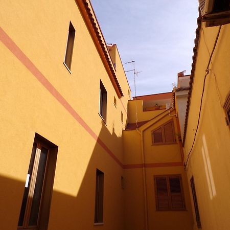 Nuova Aurora Rent Rooms Roccalumera Exterior foto