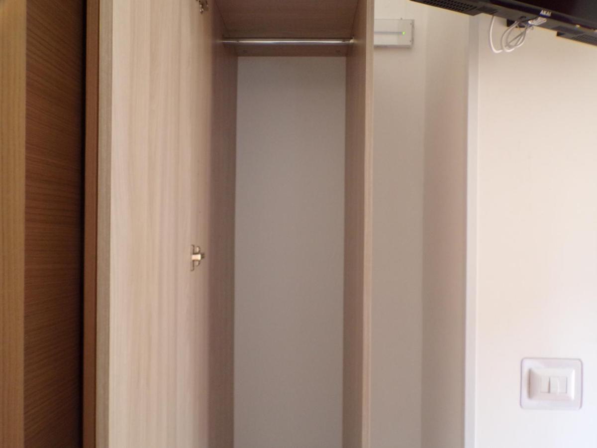 Nuova Aurora Rent Rooms Roccalumera Exterior foto